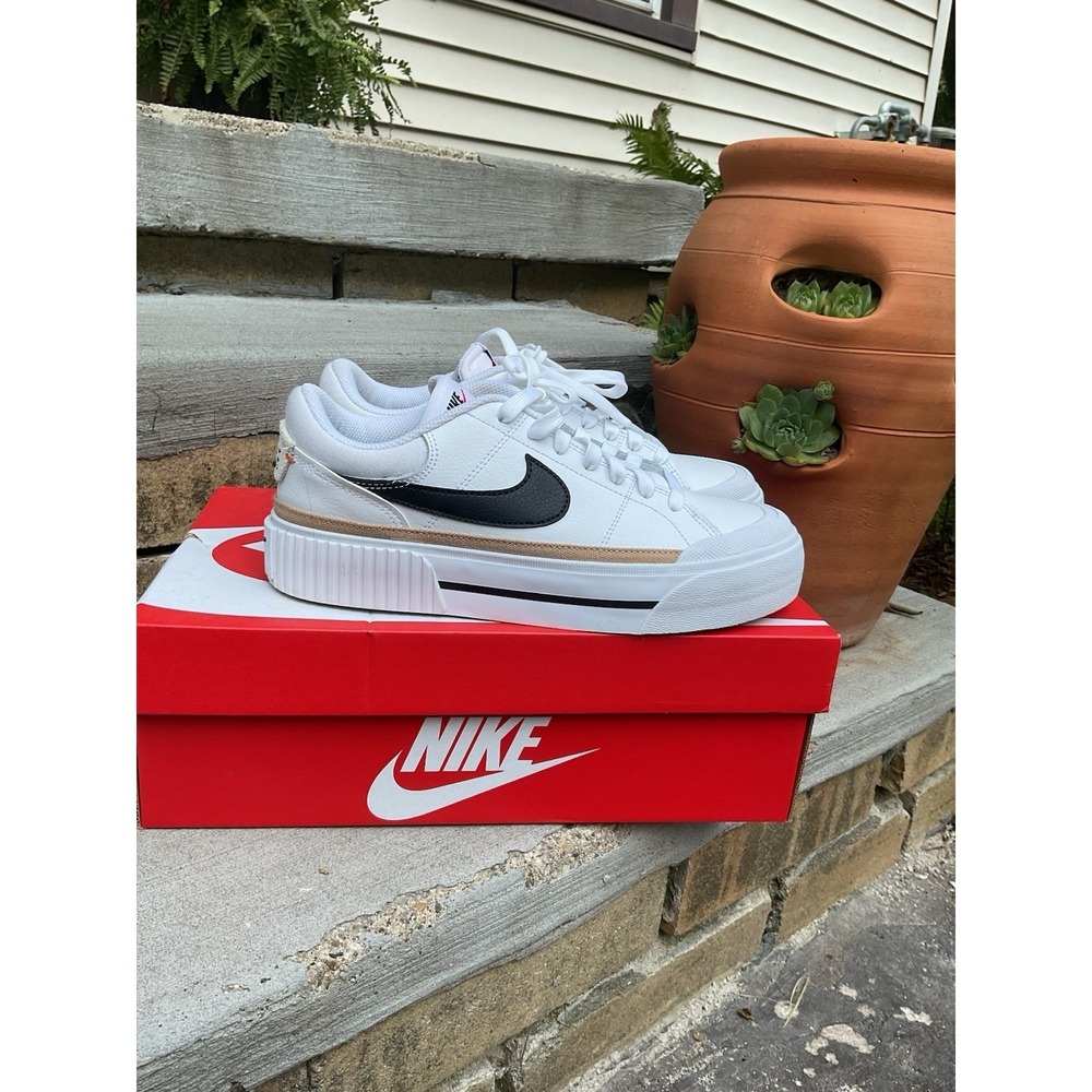 Nike Court Legacy Lift Shoes Womens Size 8 White Black Leather Sneakers